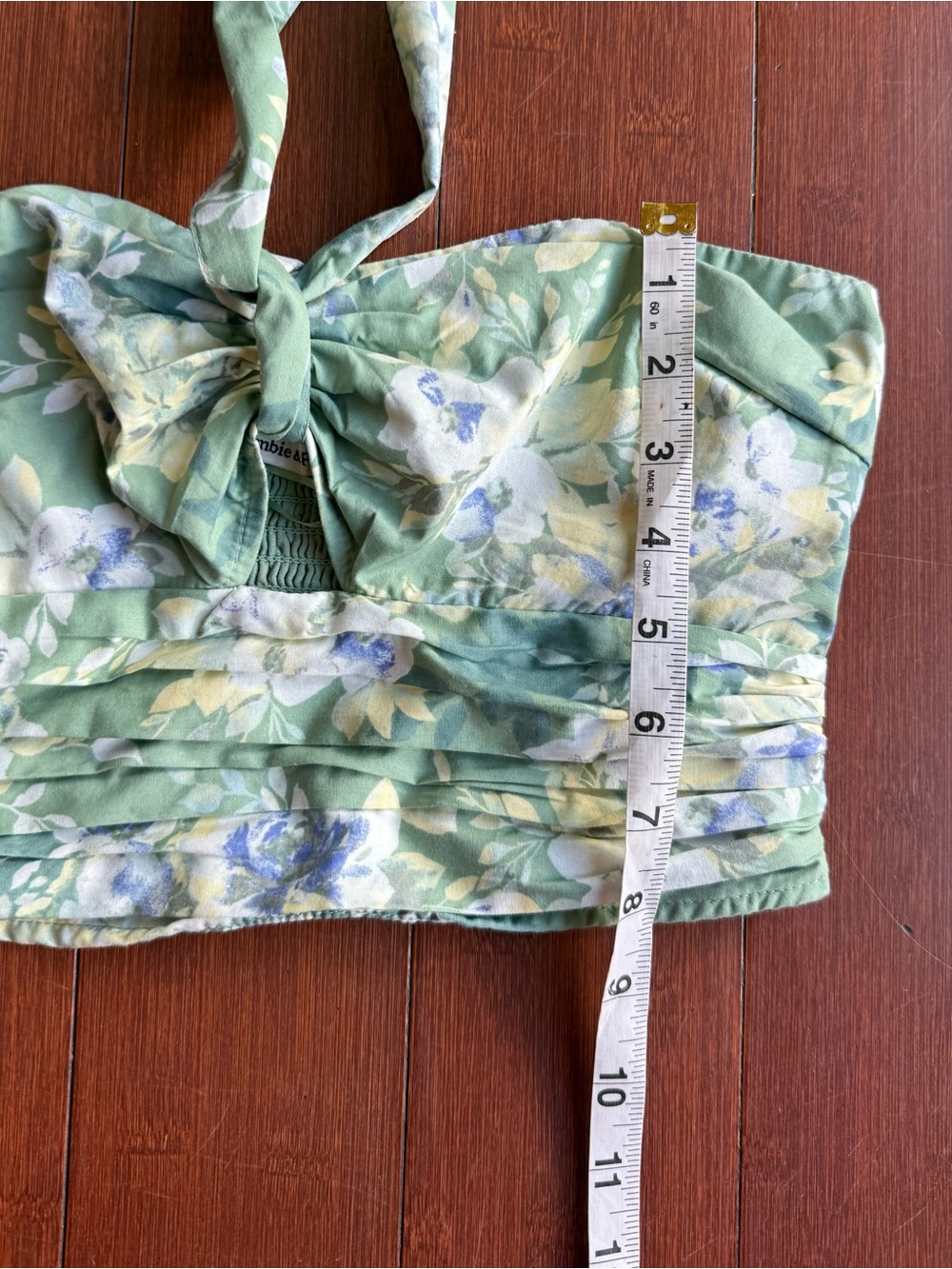 Abercrombie & Fitch Floral Halter Crop Top - Small - Picture 8 of 8